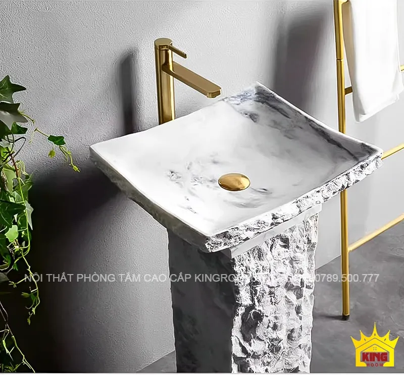 Chậu rửa lavabo đứng màu trắng vân xám, vòi nước mạ vàng