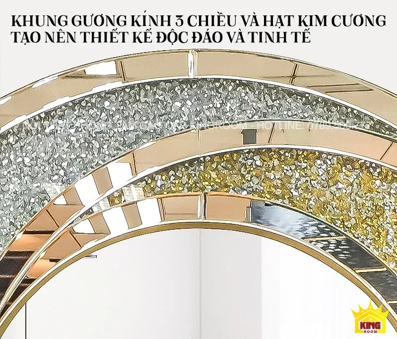 Chi tiết khung gương đa chiều với viền vàng và hạt giả kim cương