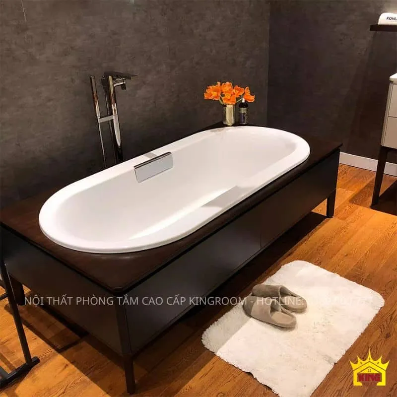 Thiết kế bồn tắm massage Kohler cao cấp được chăm chút tỉ mỉ từng đường nét