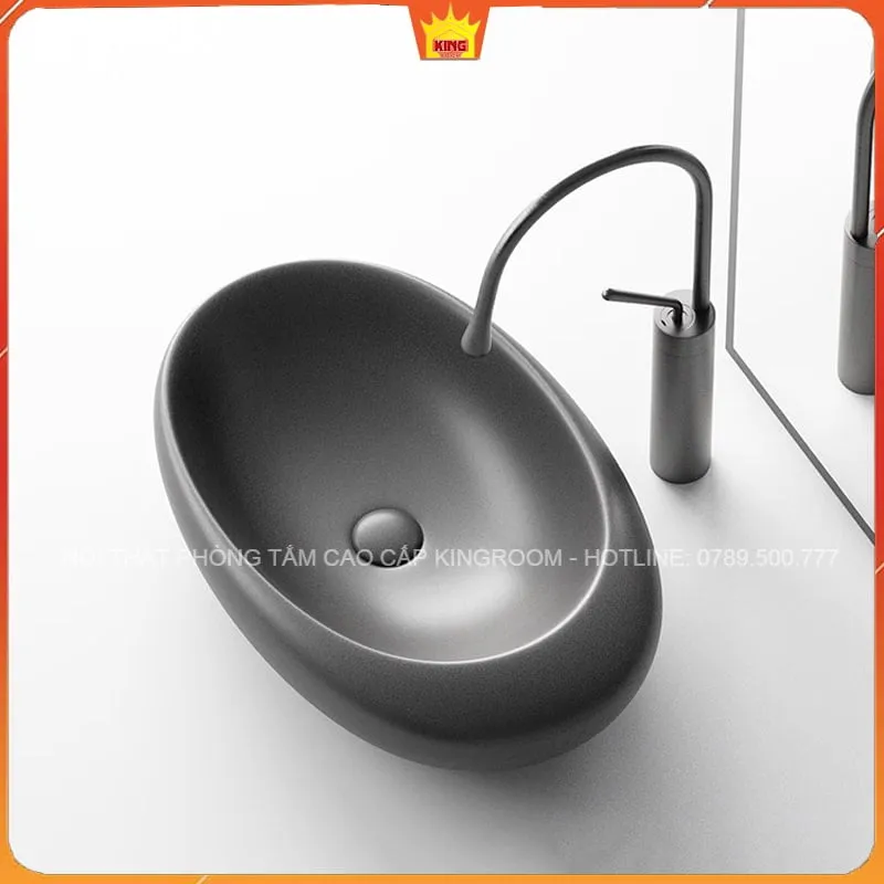 Lavabo Đặt Bàn Aqua IM5 màu đen với vòi nước thiết kế hiện đại.