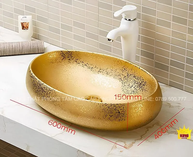 Lavabo Mạ Vàng Aqua LX90 với thiết kế hình trứng sang trọng, kích thước 600mm x 400mm x 150mm.