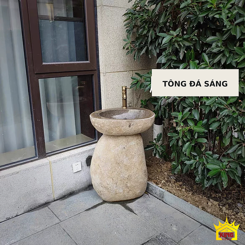 Lavabo đá cuội chân trụ – Bộ chậu chân trụ tông sáng nhìn chính diện ở góc cửa Bộ chậu chân trụ tông sáng nhìn chính diện ở góc cửa