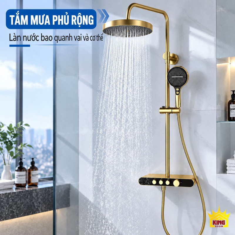 Bát sen vàng đen đang phun mưa Bát sen tròn vàng đen đang tạo làn nước dạng mưa xuống khu vực tắm.