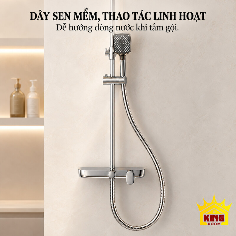 Dây sen mềm thuận tiện khi tắm gội Dây sen màu crom uốn mềm giữa củ sen và tay sen.